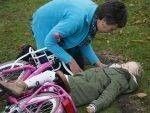 kind fiets gevallen: Minder letselschade kinderen door veilige schoolzone