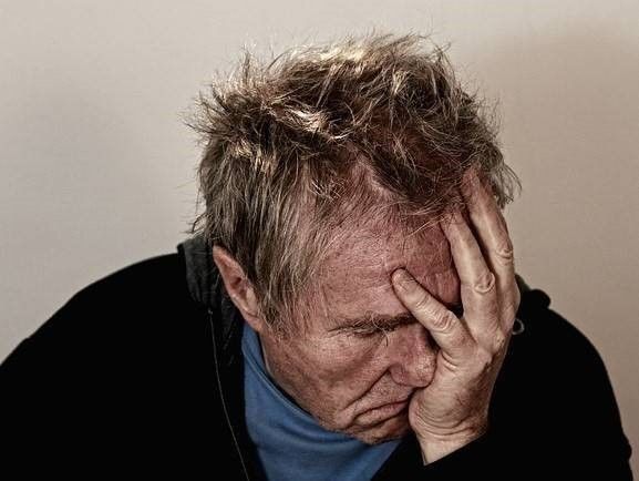 Man met hoofdpijn PTSS