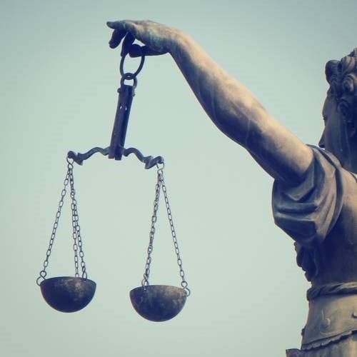 aansprakelijkheid letselschade vrouwe justitia