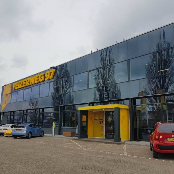 Hoofdingang letselschadekantoor JBL&G Groningen.
