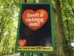 Richting aangeven is een van de verkeersveiligheidscampagnes van het ministerie van Infrastructuur en Waterstaat.