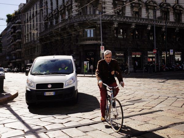 Waar ligt de aansprakelijkheid voor de aanrijding bij een botsing tussen de bestuurder van een motorvoertuig en een fietser?