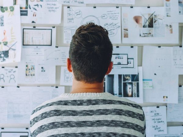 Het Verbond van Verzekeraars beweert opeens dat de WA-direct (nog) niet over letselschade gaat, maar op het internet circuleren andere berichten met hun eigen woorden die dat tegenspreken.