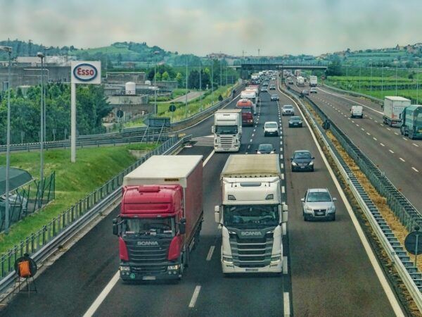 Een ongeluk met een vrachtwagen heeft vaak ernstige gevolgen.