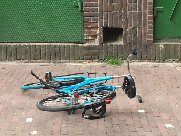 De Fietsersbond heeft een top 10 van dringende maatregelen opgesteld om de verkeersveiligheid van fietsers te verbeteren.