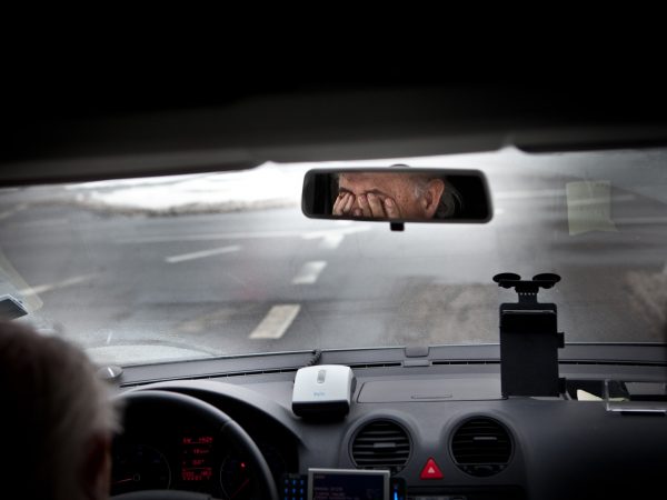 Per jaar worden meerdere ernstige ongelukken veroorzaakt door vermoeidheid achter het stuur.