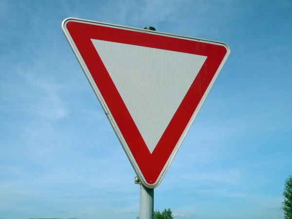 Als u dit bord ziet, weet u aan wie u voorrang moet geven?