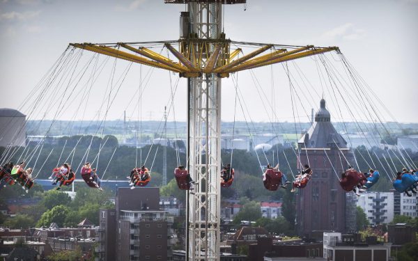 JBL&G stelde de verzekeraar van een kermisexploitant met succes aansprakelijk na een zweefmolen ongeluk.