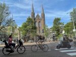 Elektrische fietsen maken de fietsbaan steeds onveiliger door de snelheid en roekeloosheid waarmee ze over het fietspad scheuren.