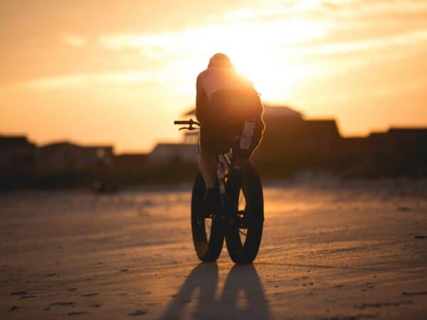 Steeds meer mensen zijn de opgevoerde fatbikes helemaal zat. Wat zijn de nieuwste maatregelen om deze opgevoerde fietsen tegen te gaan?