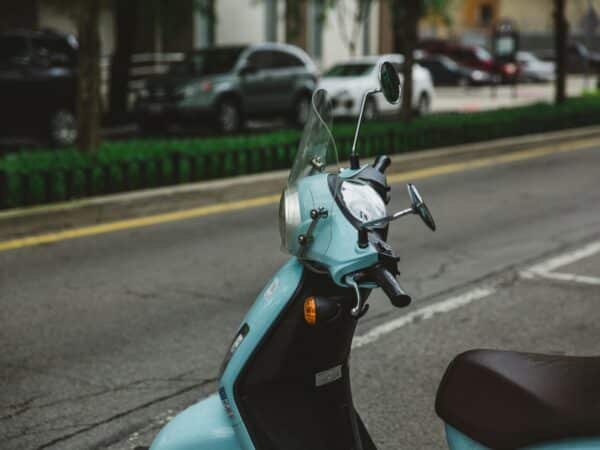Een cliënt van JBL&G ontving 3 miljoen aan schadevergoeding na een scooterongeluk waarbij hij volledig arbeidsongeschikt raakte.