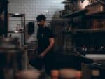 In de horeca vinden de meeste bedrijfsongevallen plaats met nieuwe werknemers.